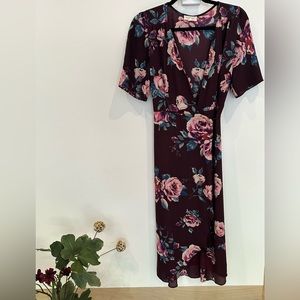 Short sleeve wrap dress